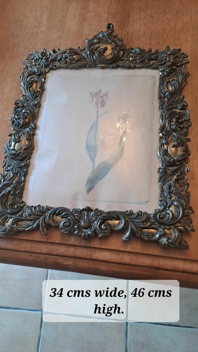 Pair 1960s cast Italian picture frames - Image 2