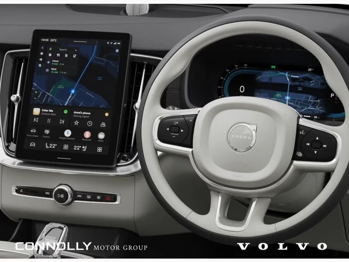 Volvo XC90 T8 Phev Ultra Dark  1 075pm - Image 4
