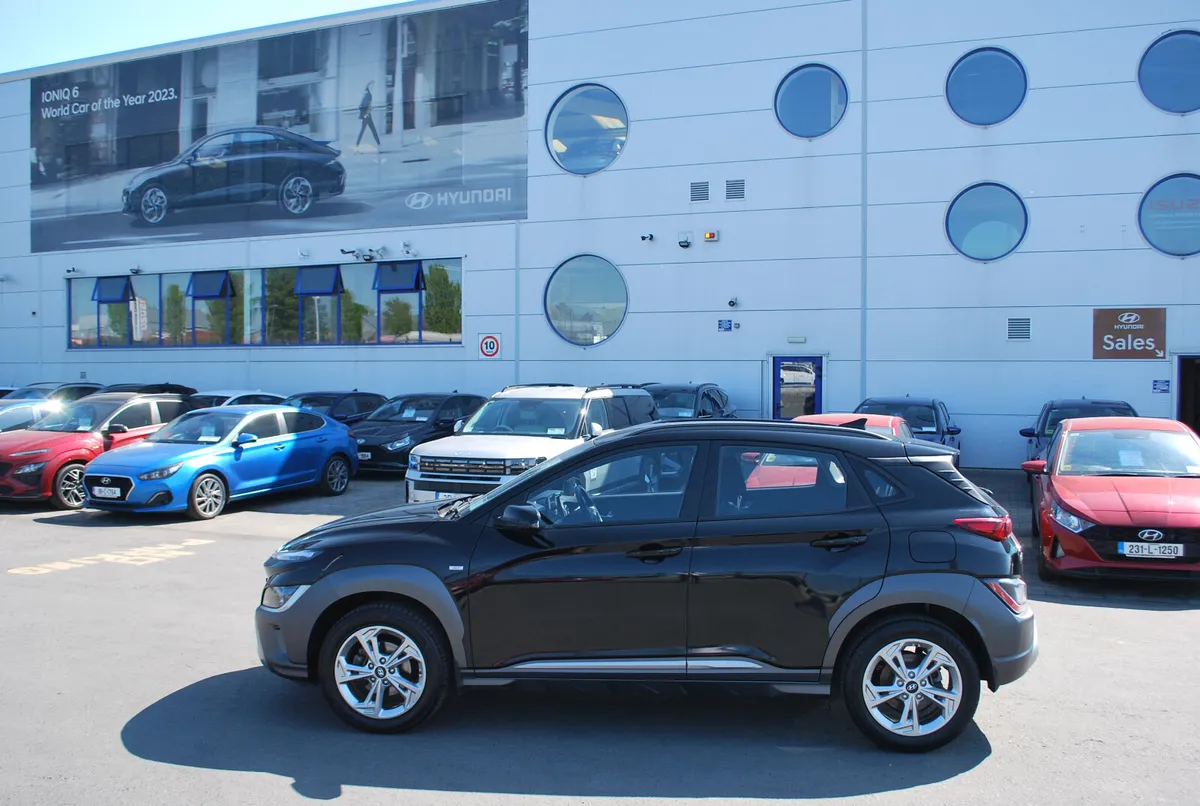 Hyundai KONA 2021 - Image 2