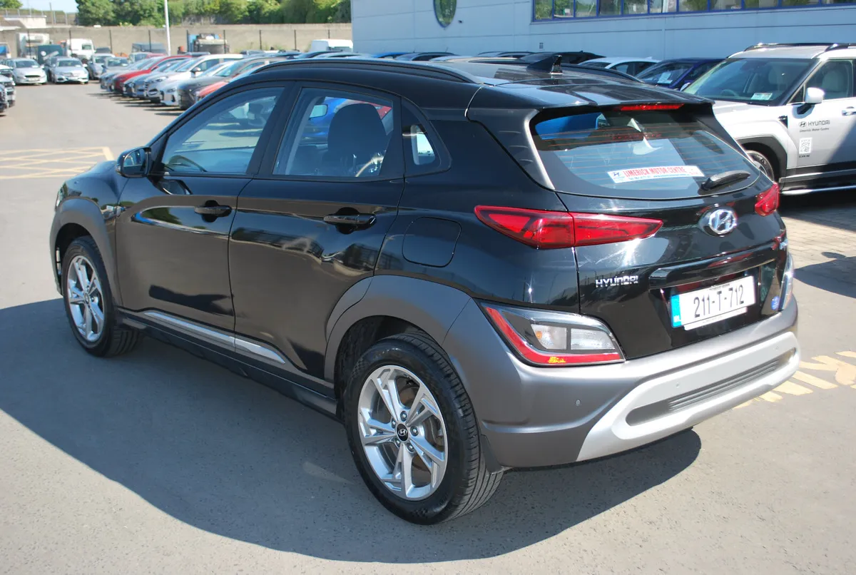 Hyundai KONA 2021 - Image 3