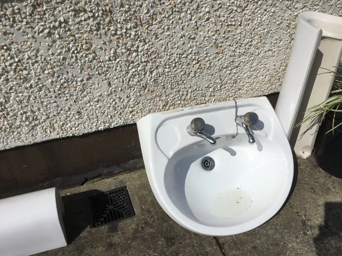 Sinks - Image 1