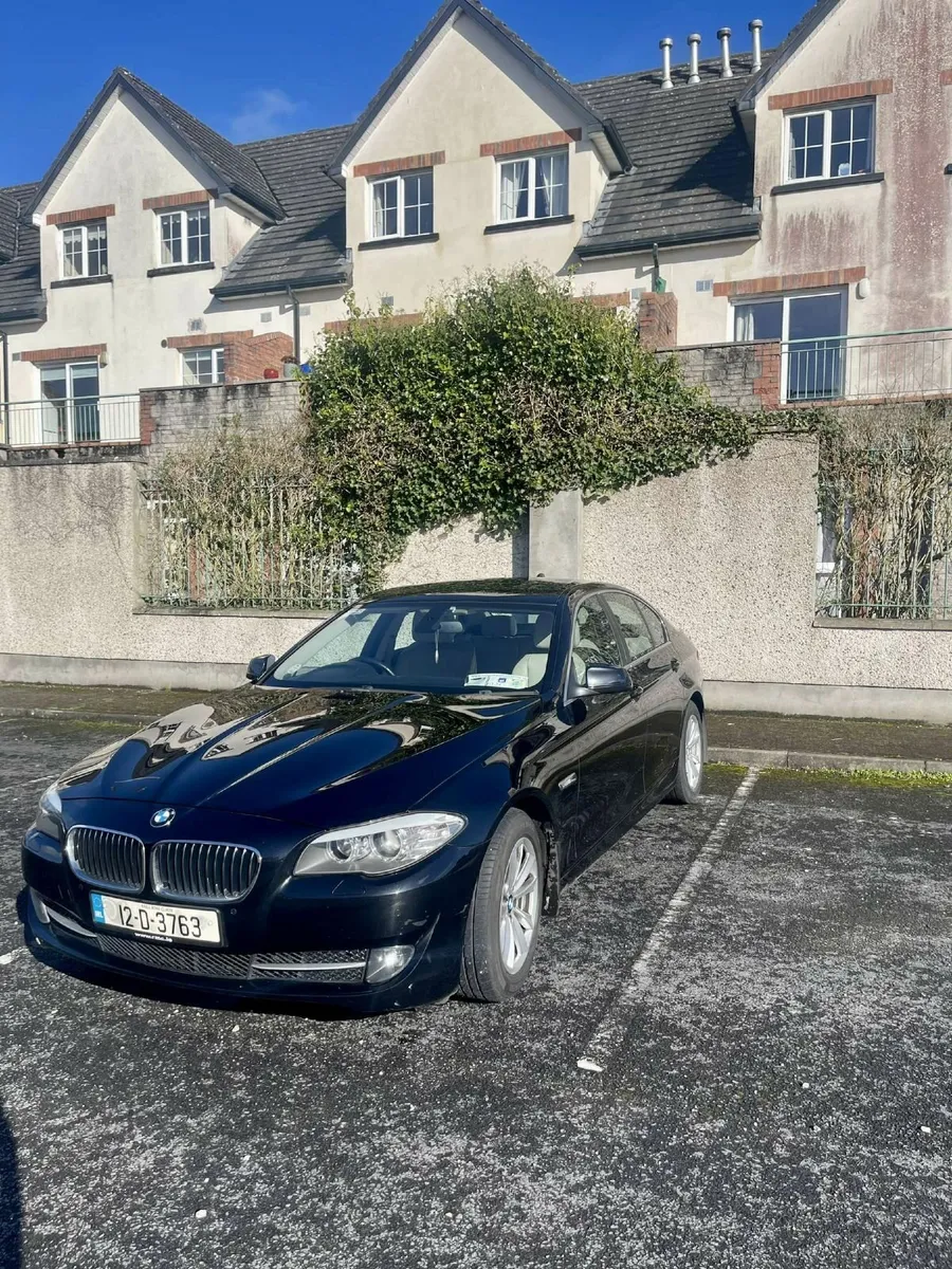 BMW 5-Series 2012 - Image 1