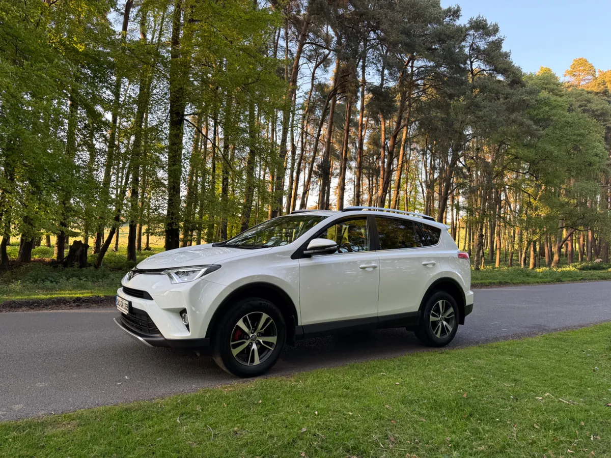 Toyota RAV4 2016 Diesel Luna - Image 3