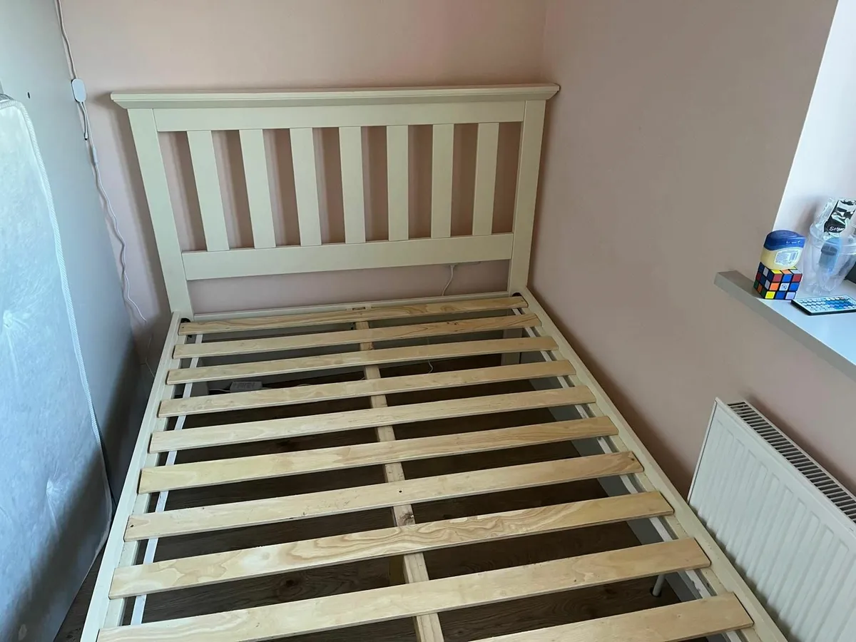 small double bed frame - Image 2
