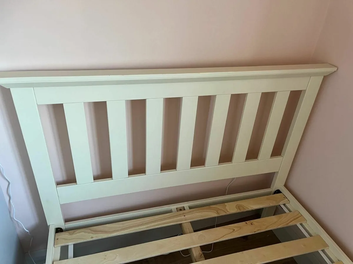 small double bed frame - Image 4