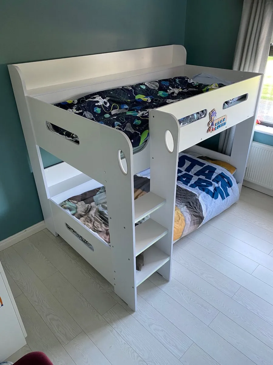 Kids bunk bed - Image 1