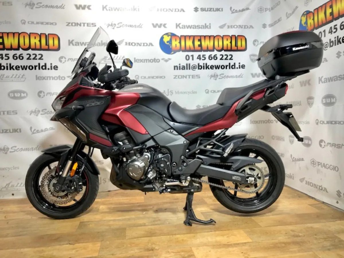 PRE-OWNED Kawasaki Versys 1000 S 2023 - Image 2