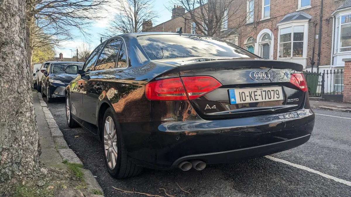 Audi A4 2010 - Image 4