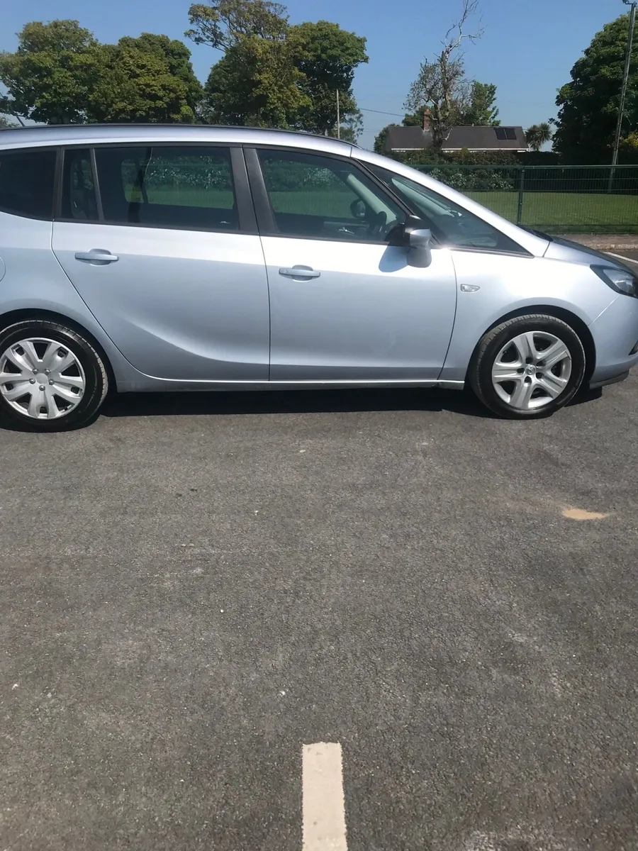 Vauxhall zafira tourer NCTd - Image 2