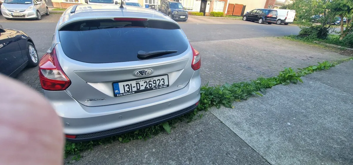Ford Focus 2013 - Image 2