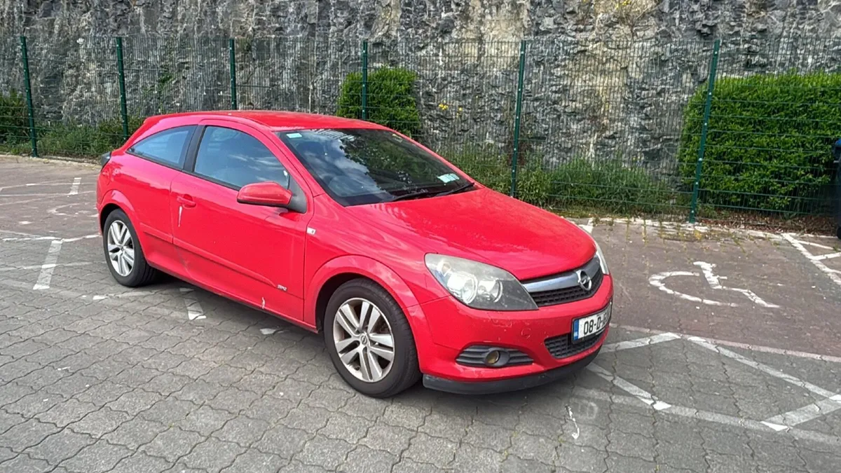 Opel Astra 2008 - Image 2