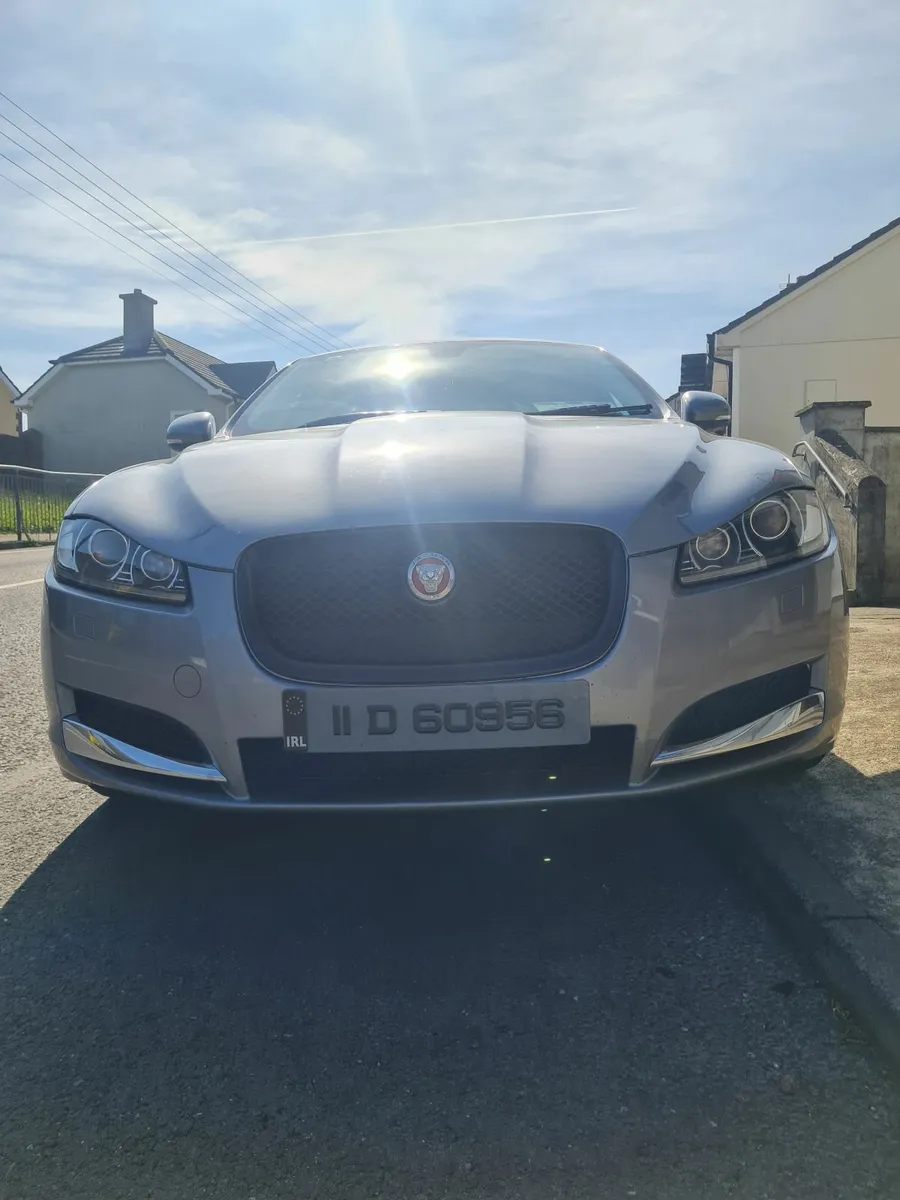 Beautiful Jaguar XF 3.0d V6 - Image 3