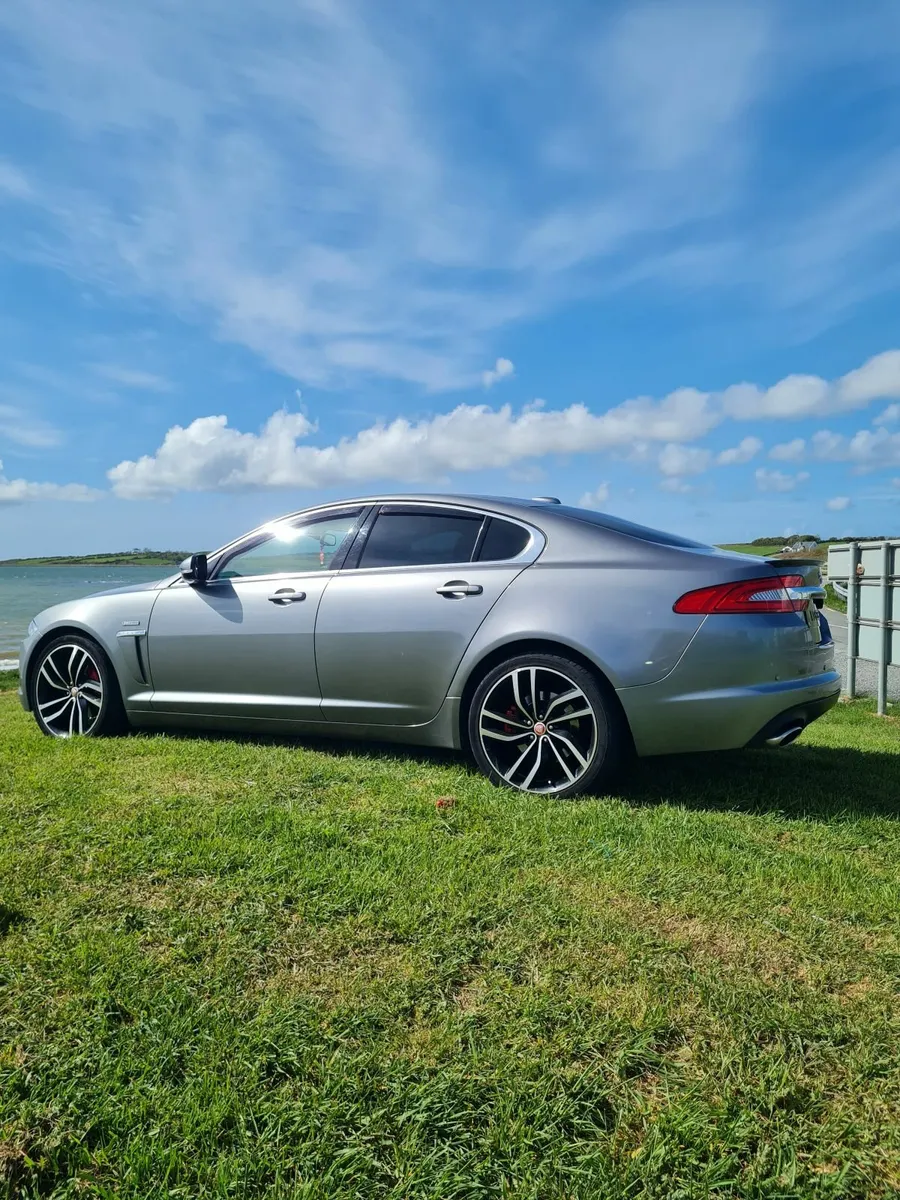 Beautiful Jaguar XF 3.0d V6 - Image 1
