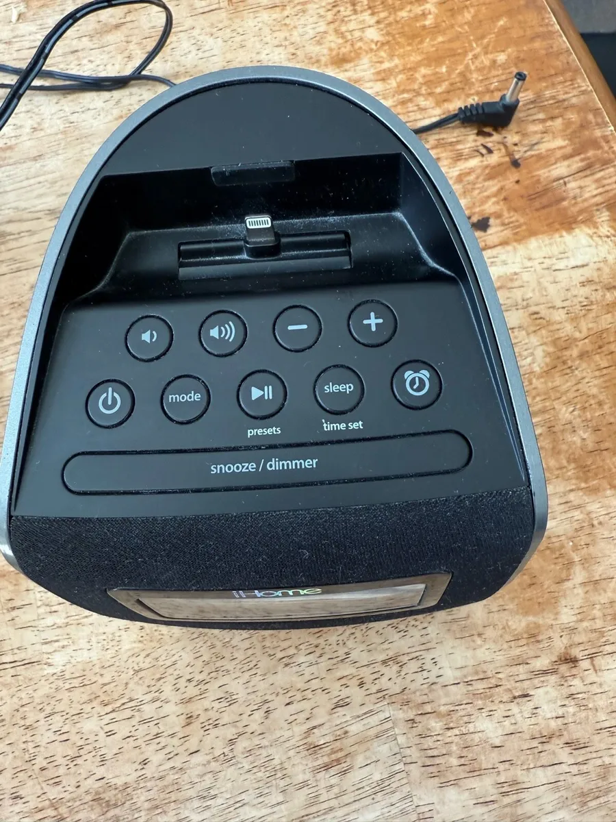 Alarm Clock Radio - Image 2