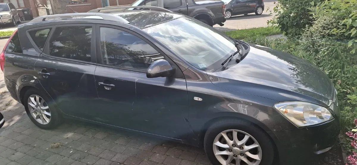 Kia Ceed 2009 - Image 1