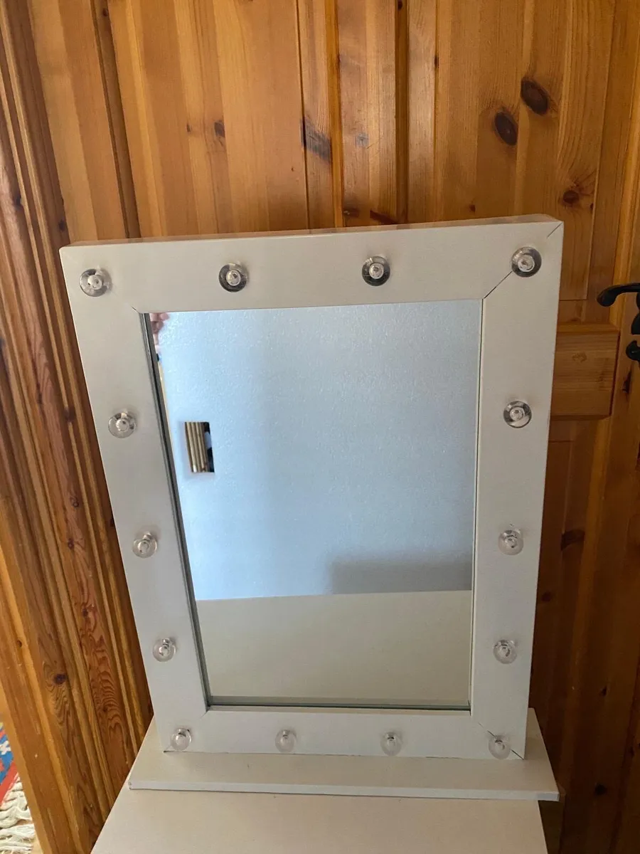Bedroom Light Up Mirror
