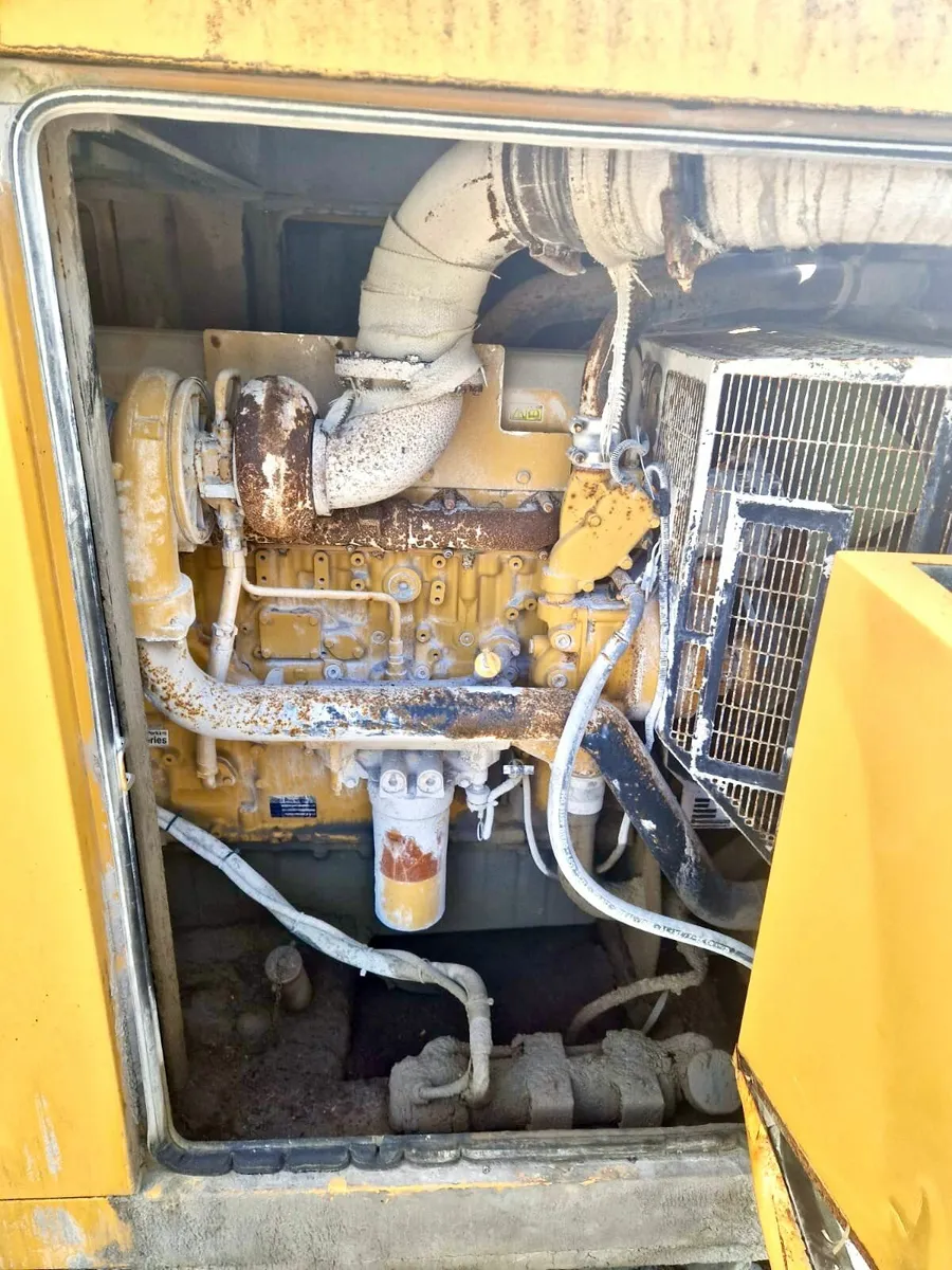 400 KVA Cat generator - Image 4