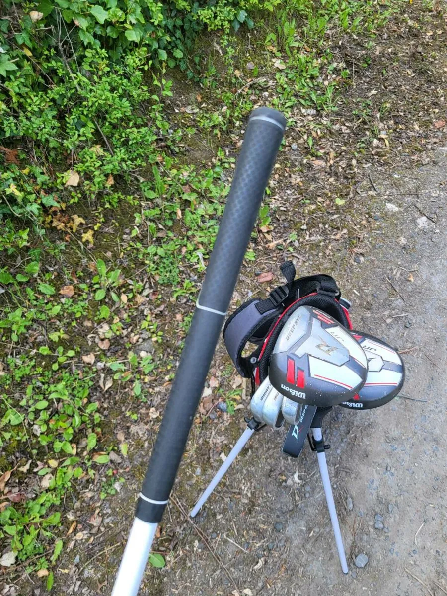 Wilson Deep Red Tour Junior Golf Set - Image 4
