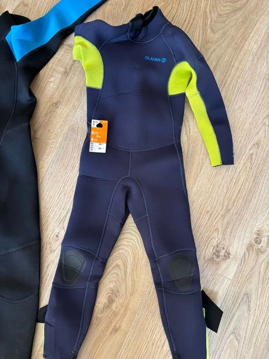 Boys wetsuits. Aged 6 - 7 - Image 2