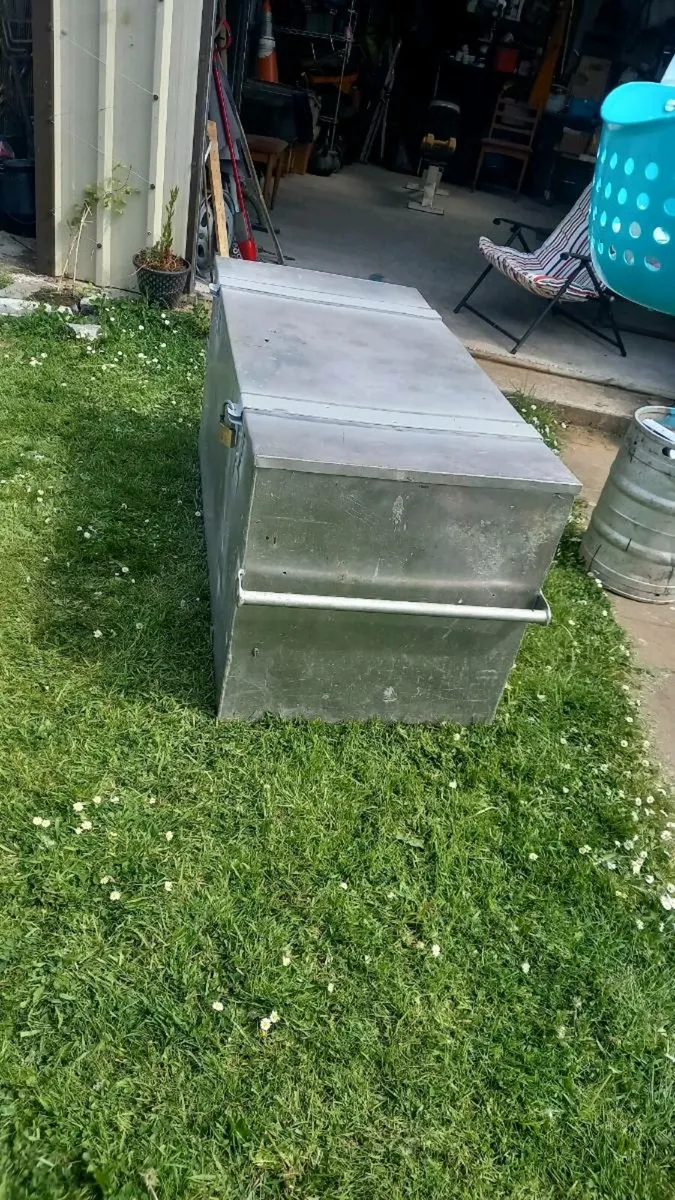 Aluminium box /sitebox/toolchest - Image 1