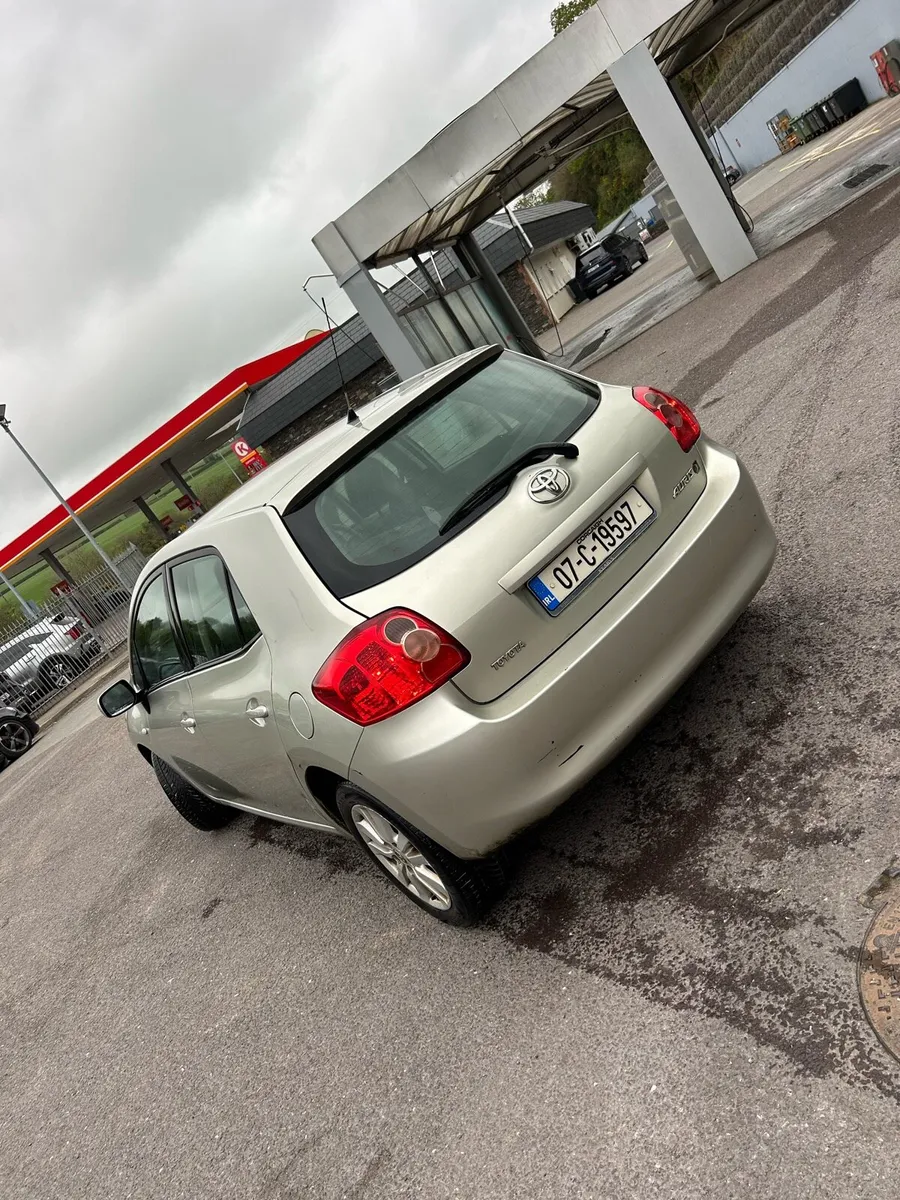1.4 petrol Auris - Image 3