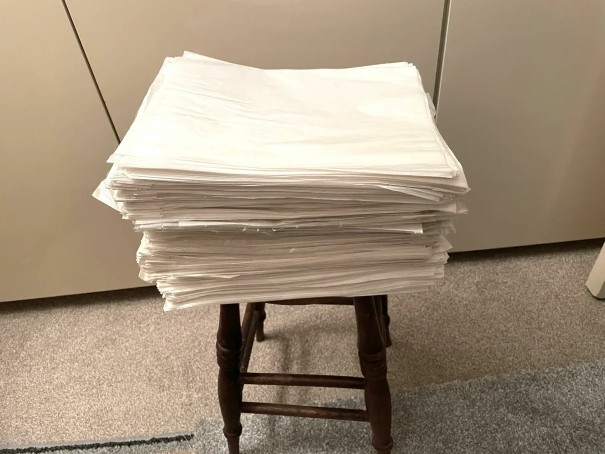 Large paperbacked bags - Image 1