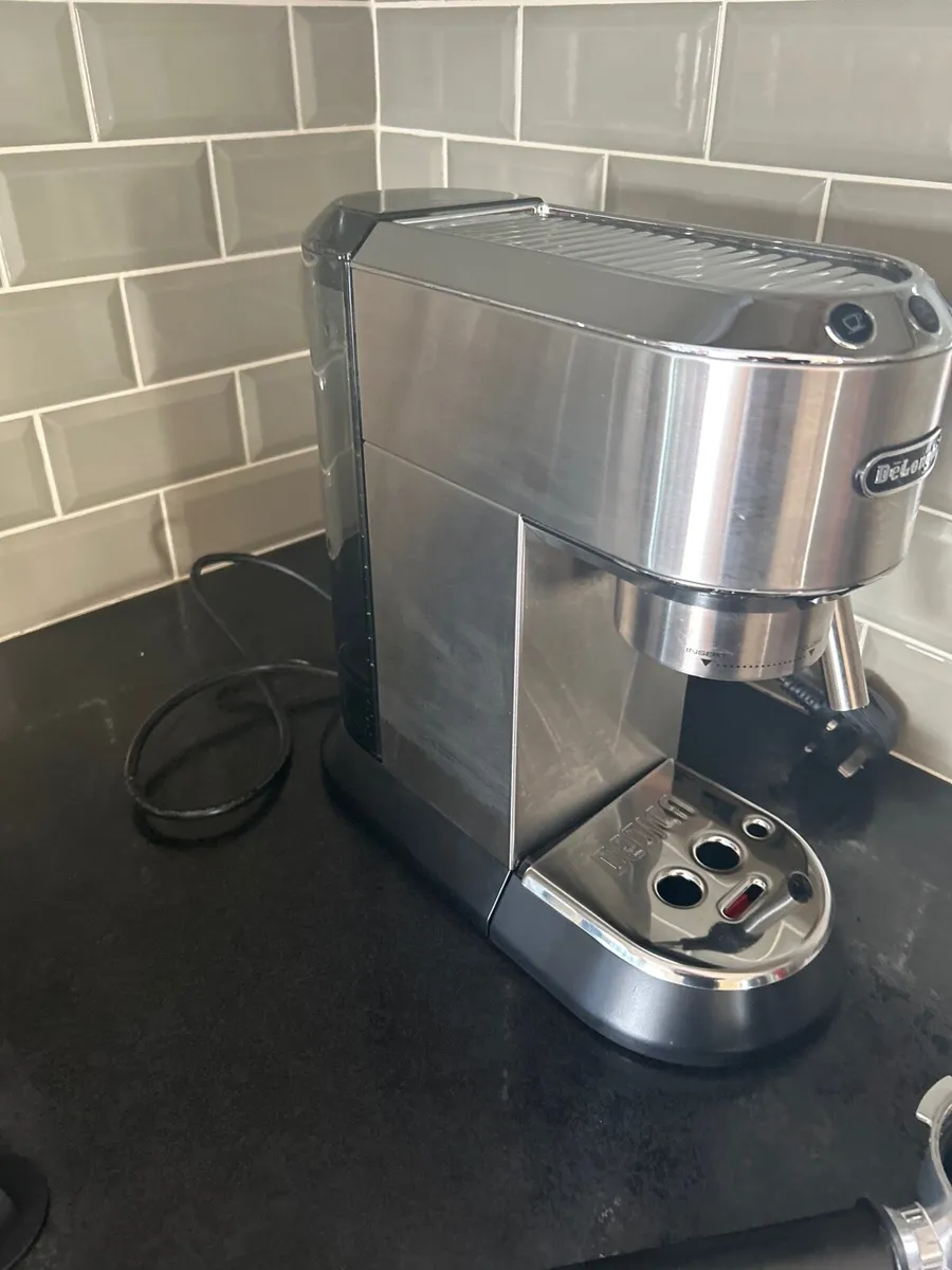 DeLonghi EC685 Coffee Machine - Image 3