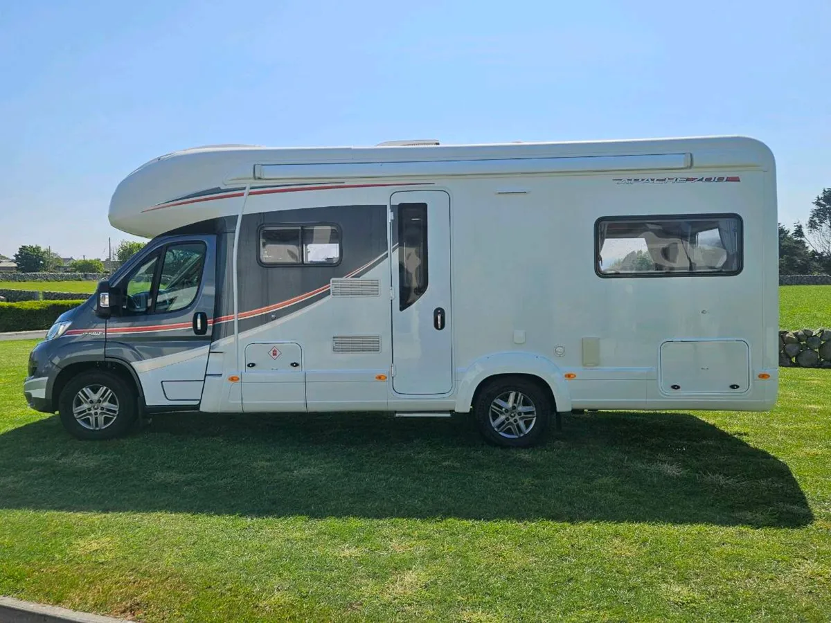 Autotrail apache 700 6 berth - Image 4