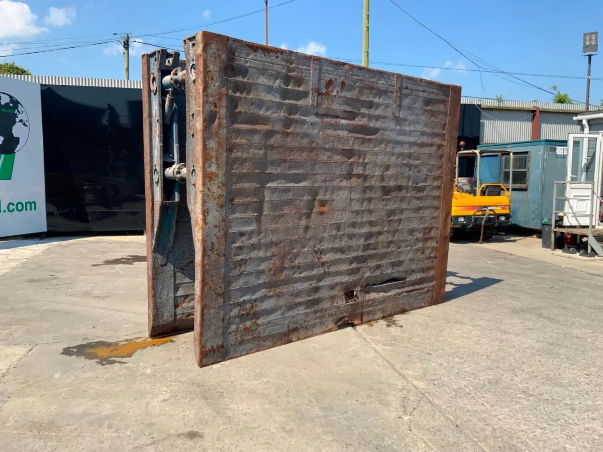 3.4mts x 2.5mts TRENCH BOX ASSEMBLY.......1005. - Image 2