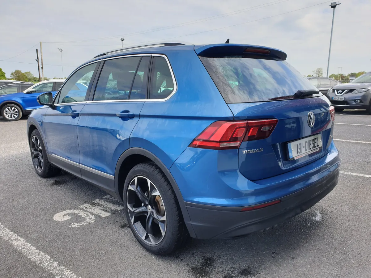 Volkswagen Tiguan 2.0TDI**UPGRADED ALLOYS** - Image 4