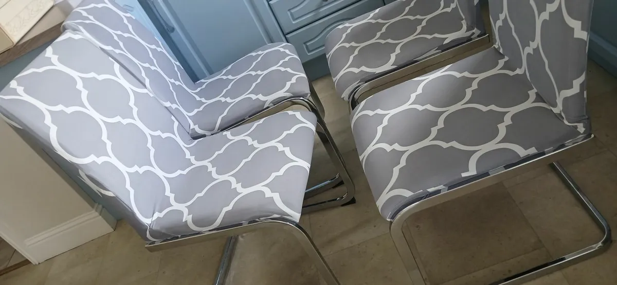 Dining chairs - Image 3