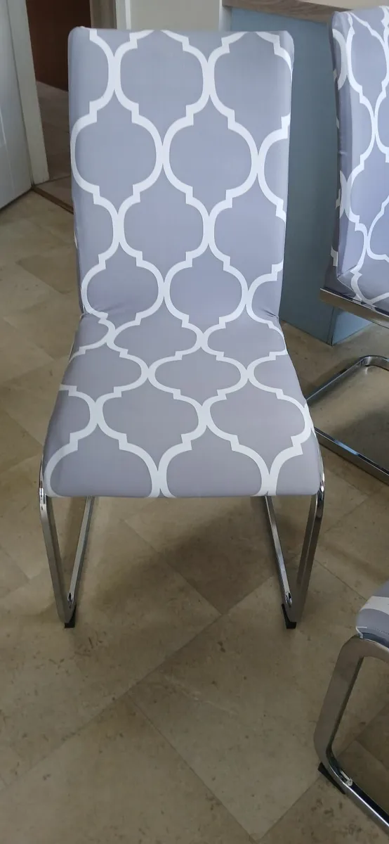 Dining chairs - Image 4