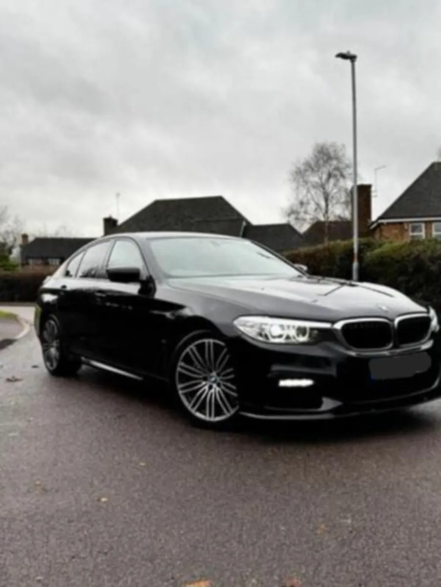BMW M 5 Sport Hybrid-Series 2019/2020 New Model - Image 1