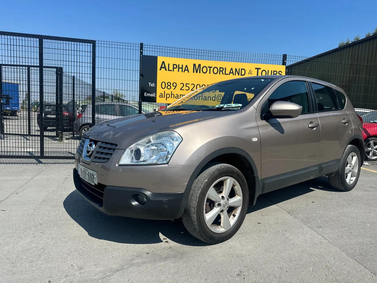 Nissan Qashqai 2010 Manual Diesel Fresh NCT - Image 1