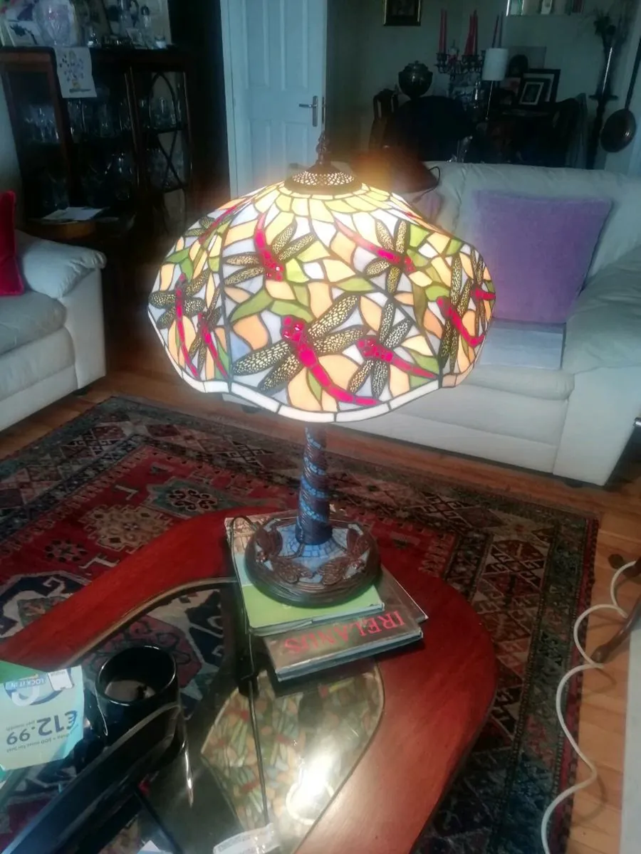 Tiffany table lamp - Image 1