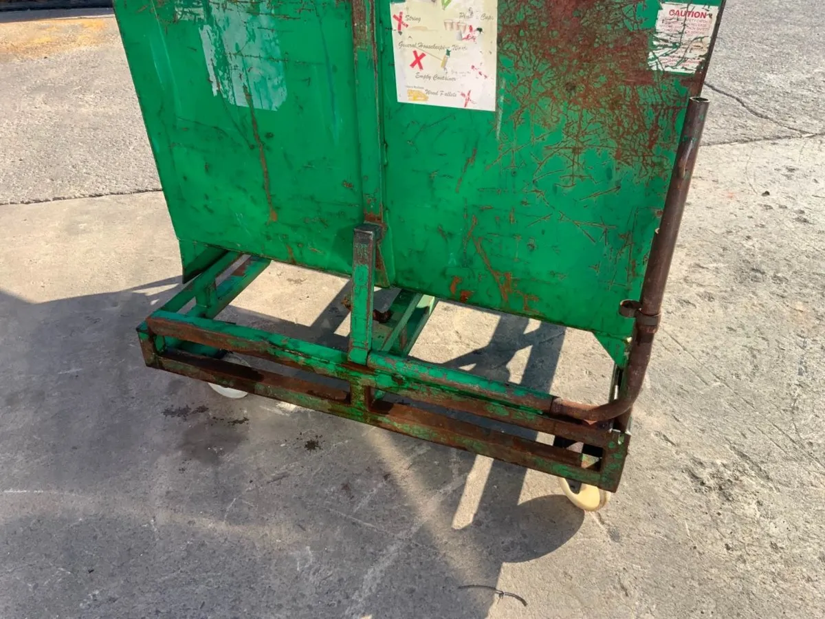 FORKLIFT TIPPING / TROLLEY SKIP18v. - Image 4
