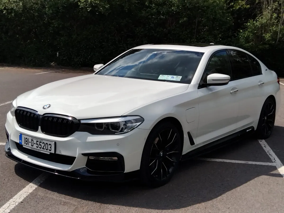 BMW 5-Series 2018 M SPORT 530E - Image 3