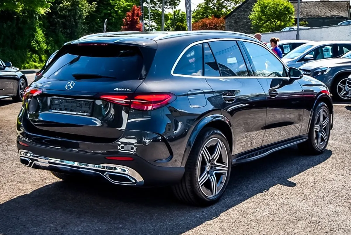 Mercedes-Benz GLC-Class 220d AMG 4matic Huge Savi - Image 2