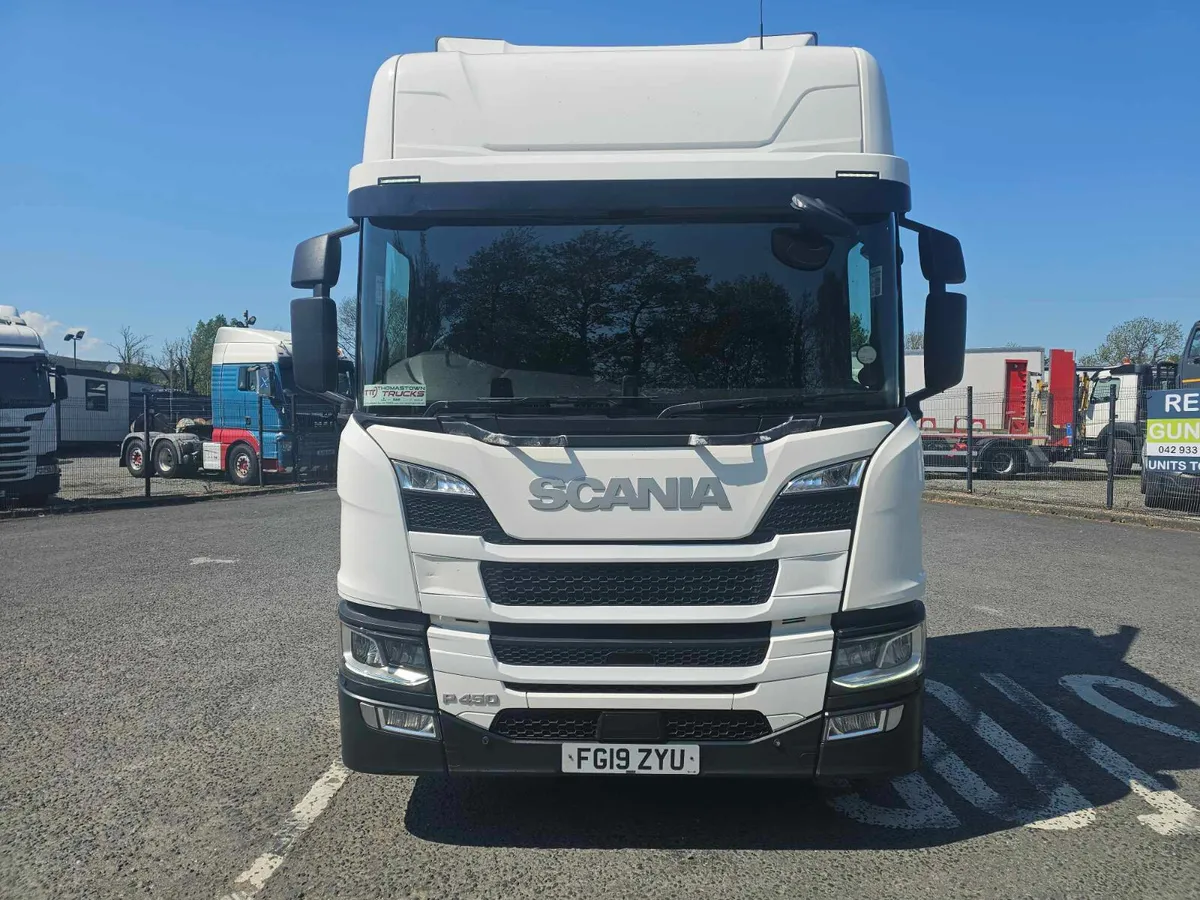 2019 SCANIA P450 Sleeper Cab, 6X2 T/Unit - Image 2