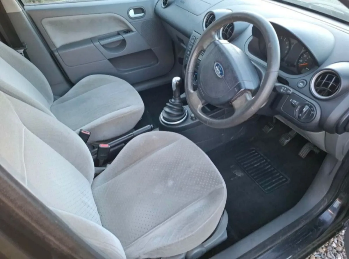 2003 ford fiesta 1.4 nct 10/25 tax 09/25 - Image 4