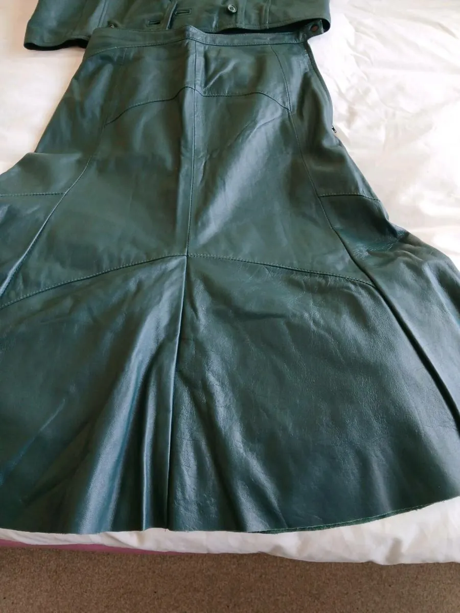 Wallace Sacks genuine leather suit. - Image 3