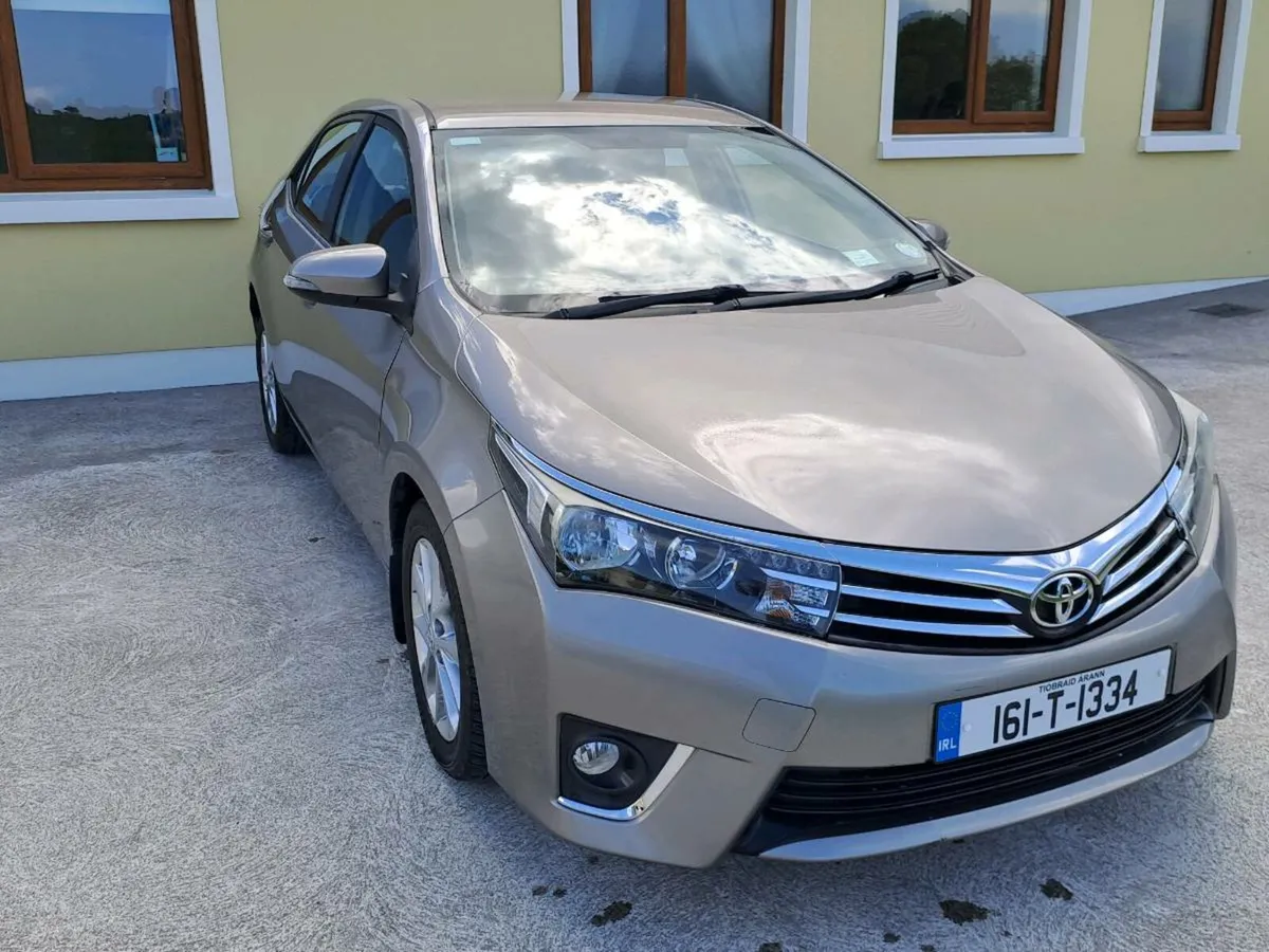 2016 Toyota Corolla  NEW NCT and TAX - Image 4