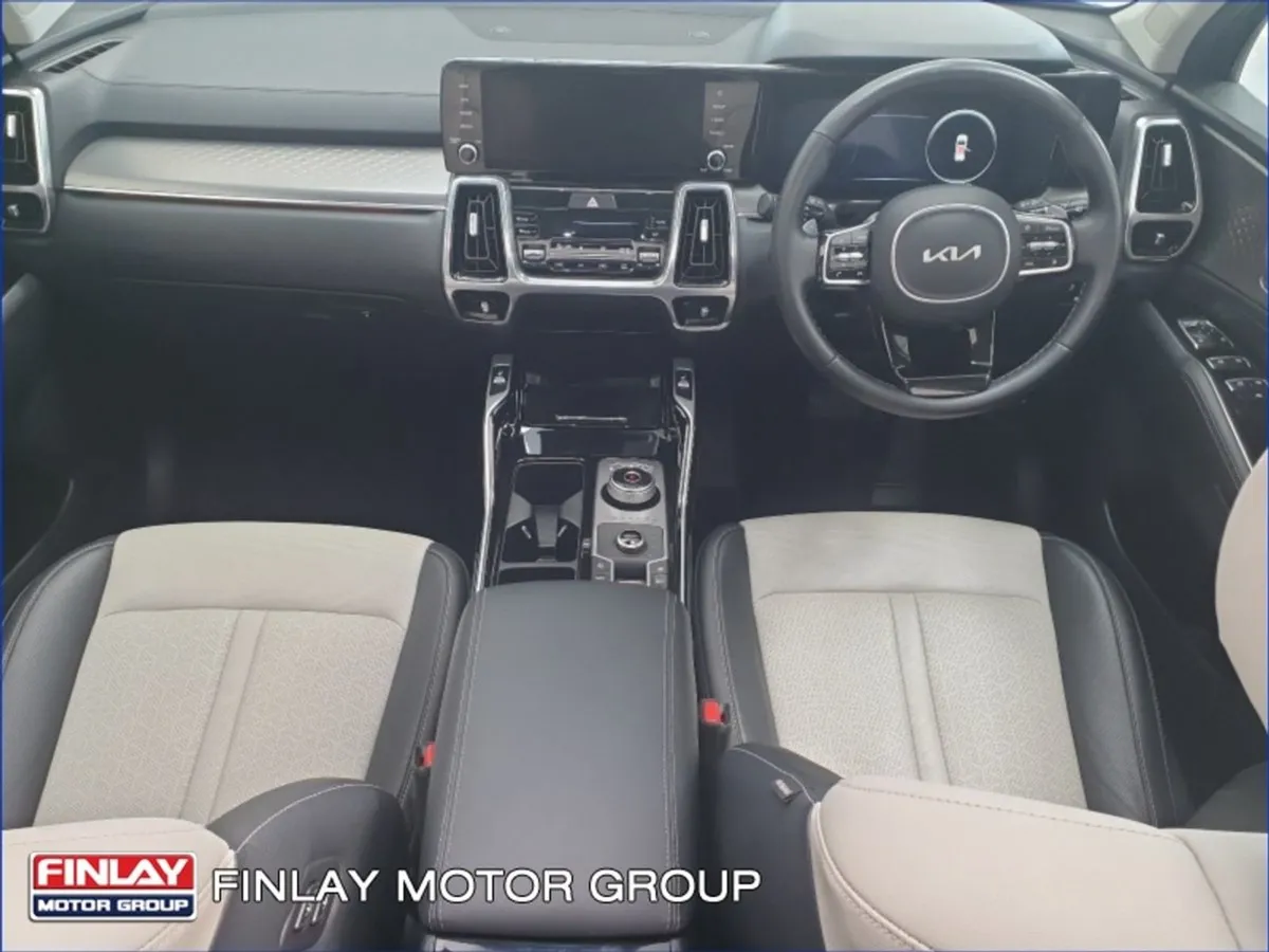 Kia Sorento 1.6 Phev K4 4X4 7 Seats  Pan Roof Ful - Image 3