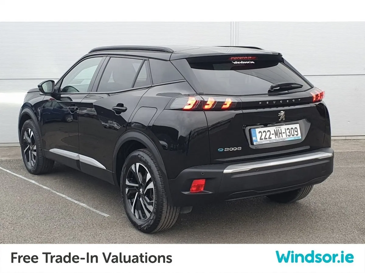 Peugeot 2008 Electric 136bhp (50 Kwh) Allure - Image 3