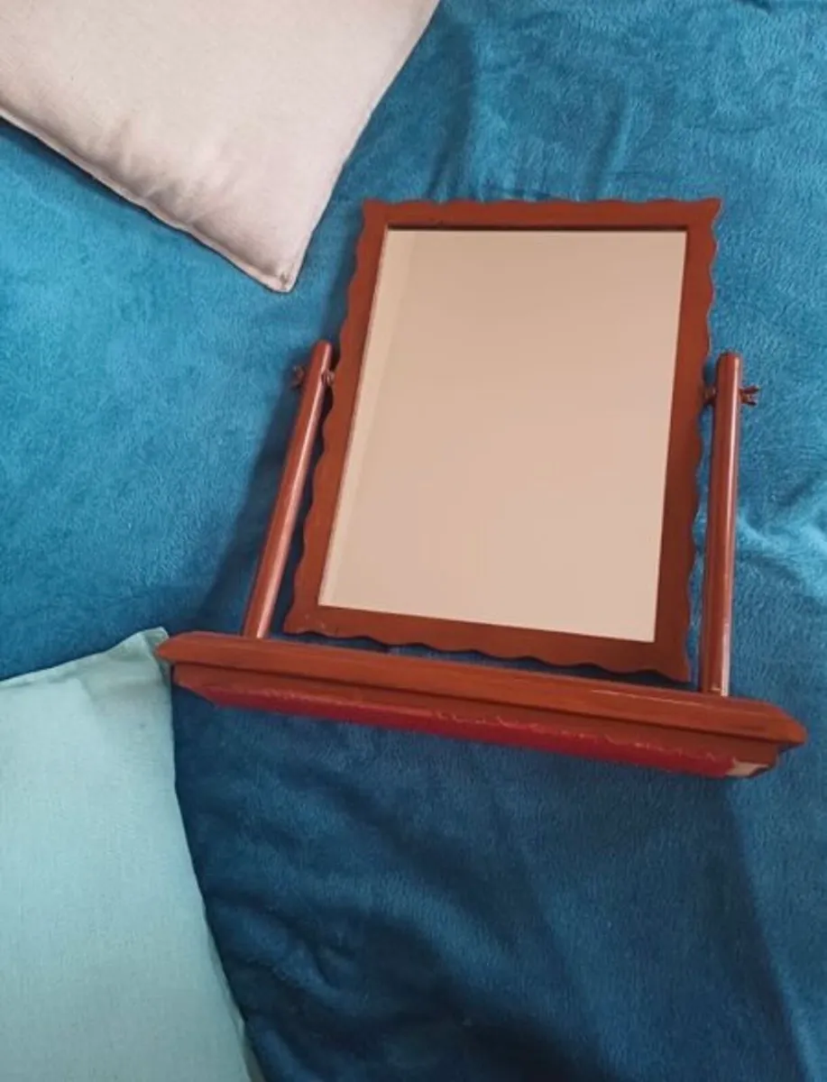 Mirror x2 - Image 2