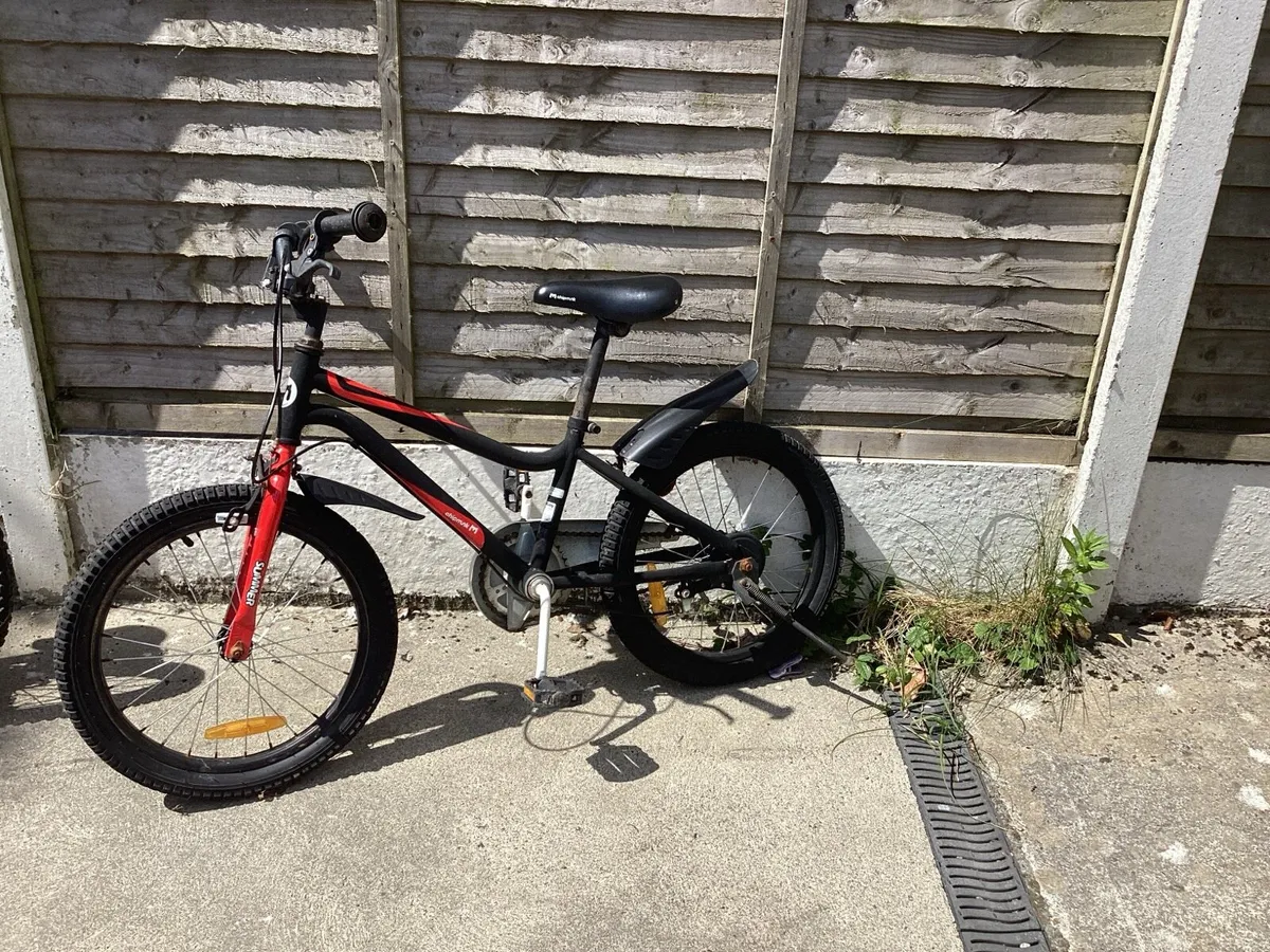 Kids boys bike Athlone 18 inch wheels - Image 1