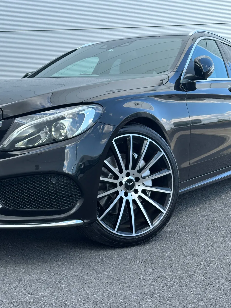 Mercedes-Benz C250 AMG - Image 3