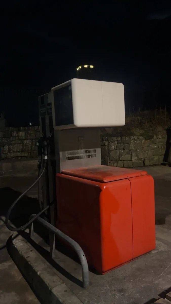 Petrol & diesel pumps for sale - Image 4