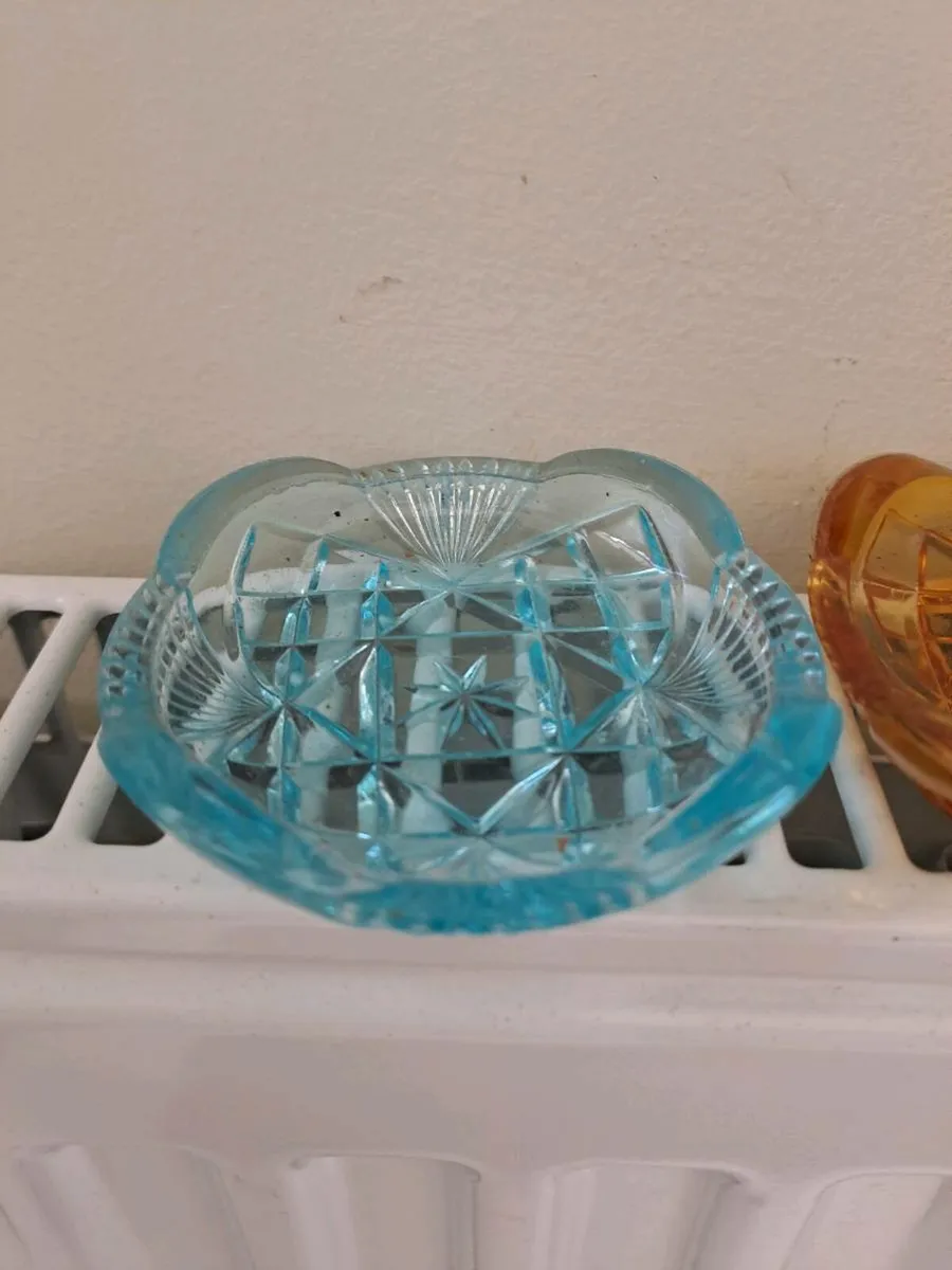 1950s Bohemia glass trinket dishes - Image 4