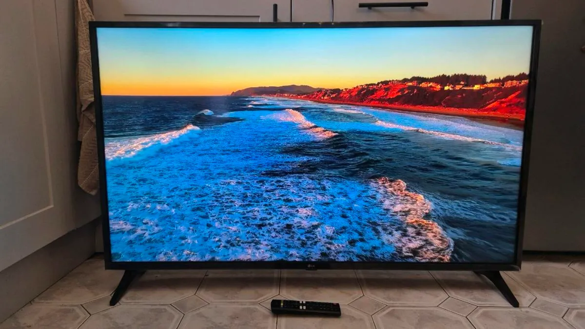 50" LG 4K Ultra HD Smart TV - Image 4